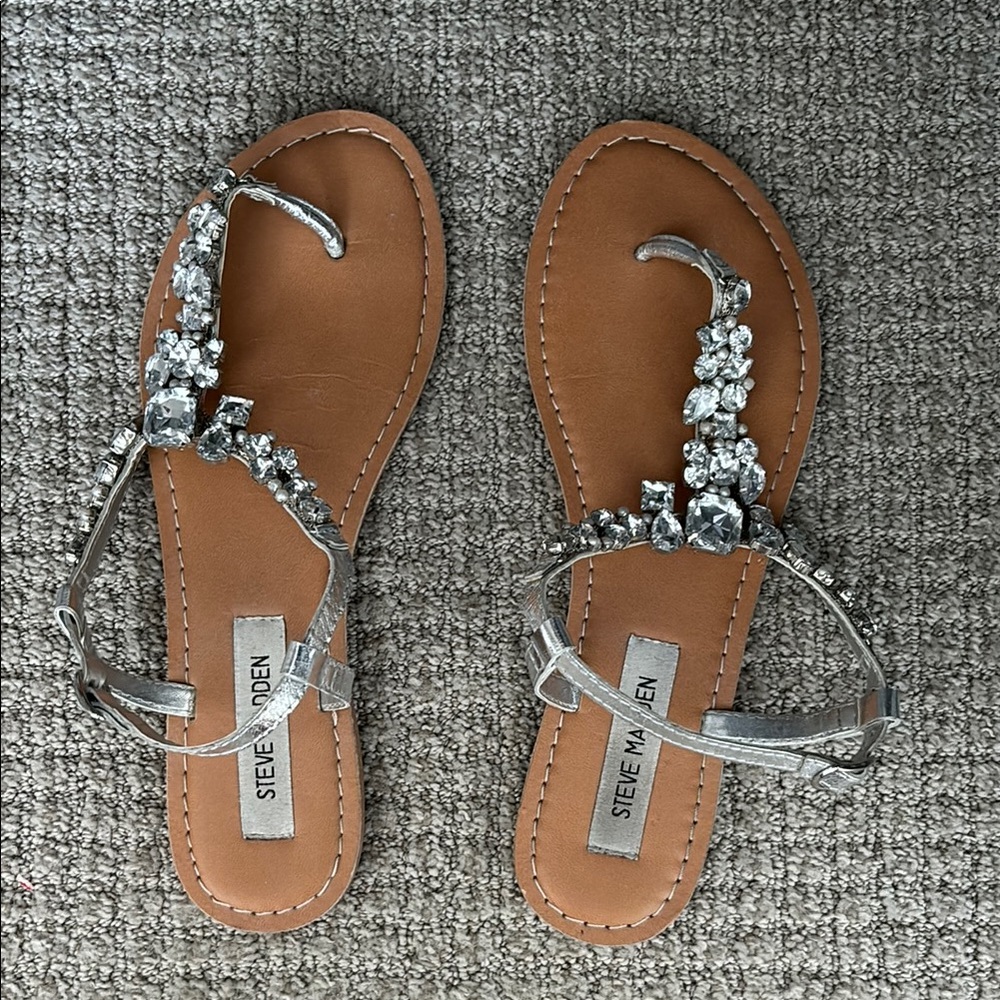 Steve Madden Silver and Brown T-Strap Sparkle Sandals